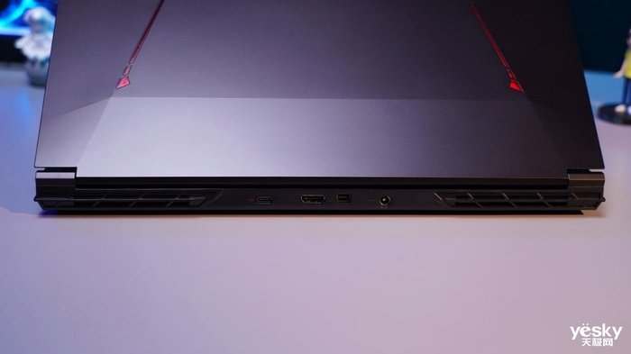 神舟战神T8游戏本评测:12代酷睿i5-12500H+RTX 3060,超值!