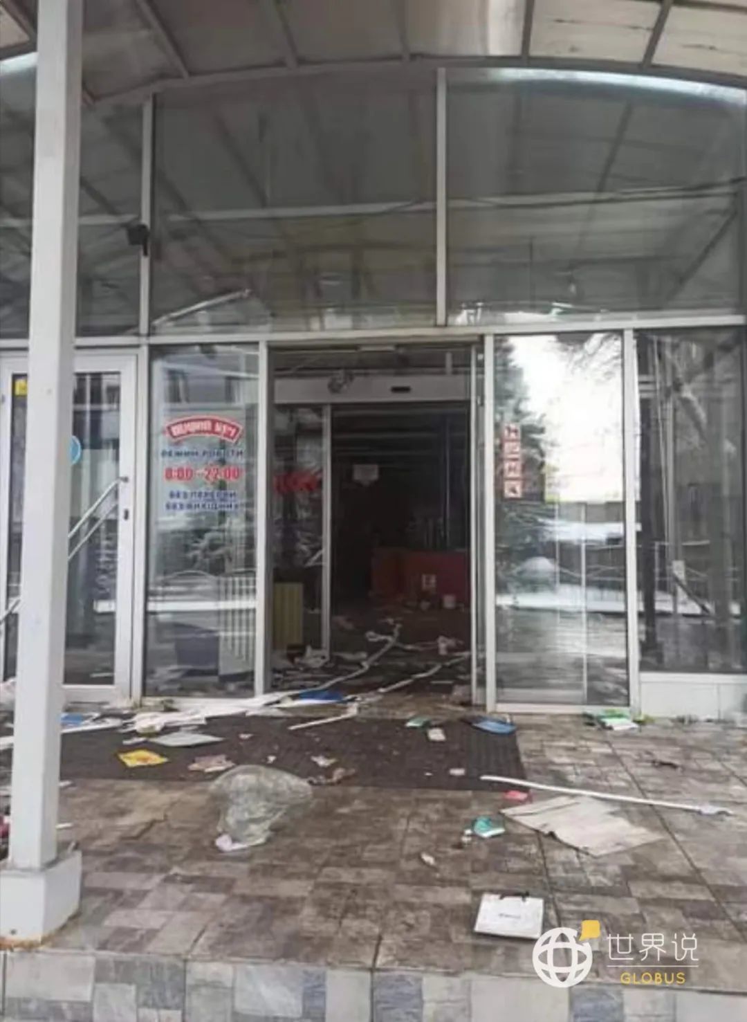 ●“现在马里乌波尔的所有商店24/7开门，但是在既没有顾客也没有商品的情况下，这也没什么意义。”/ 丹尼斯摄于马里乌波尔