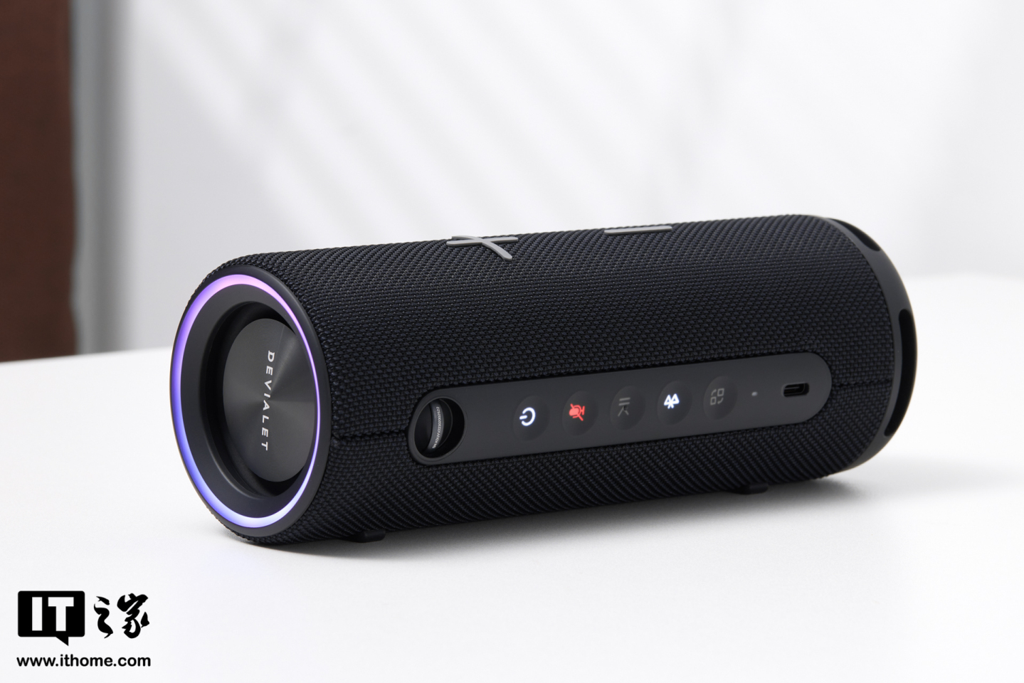 华为 Sound Joy 便携智能音箱