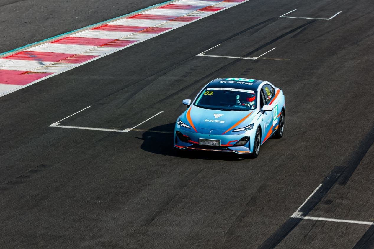 风驰电掣耐久为王2022中国新能源汽车耐力赛圆满收官