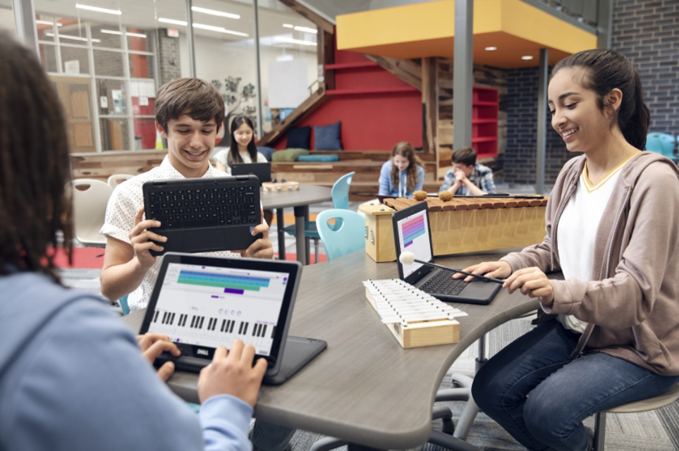 戴尔 Latitude 3120 和 3120 二合一教育设备