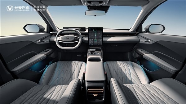 自主品牌颜值最高 长安逸达/VIIA概念车全球首发:看了都想买