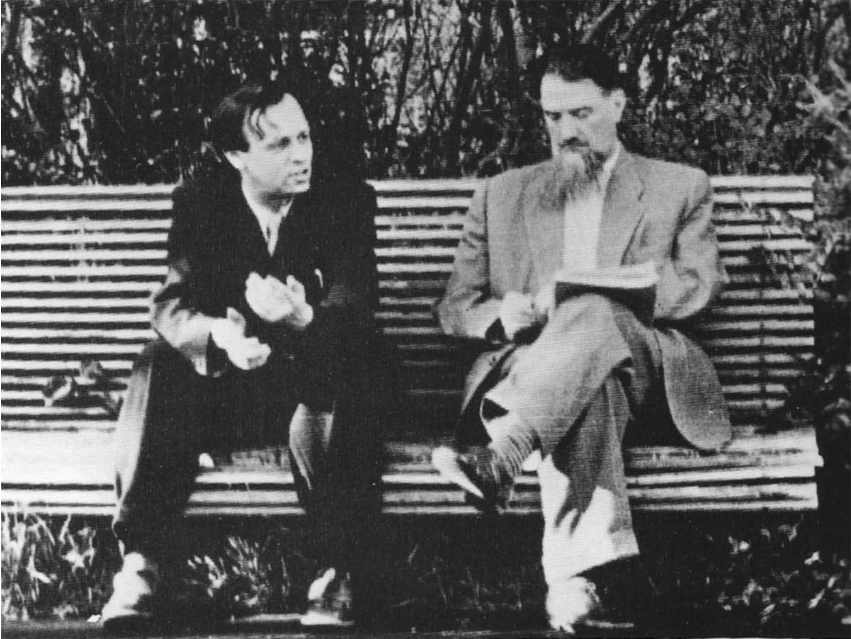 图4 苏联的氢弹之父萨哈罗夫（左）与原子弹之父库尔恰托夫（右）