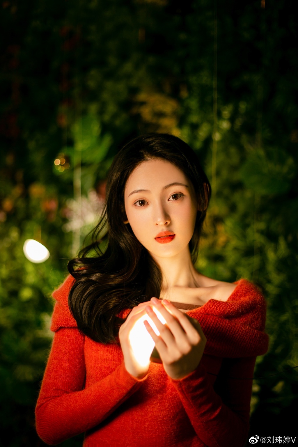 在《林夏许星河》里,女主人设的多面性也是很难得的一点,刘玮婷饰演的