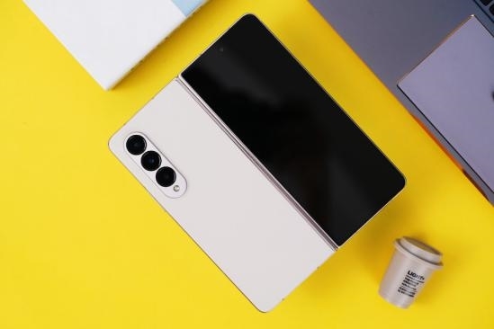 这才是成熟折叠屏该有的样子!三星Galaxy Z Fold4首发评测:生产力倍增