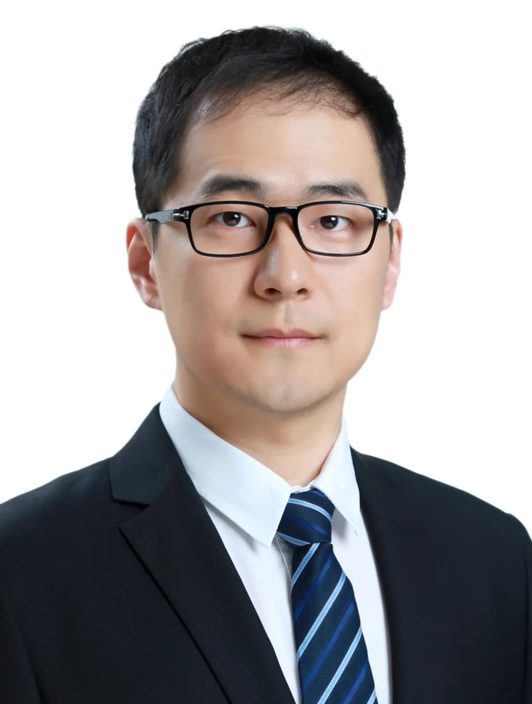 8位人大学者激辩:放开后的中国复苏与风险防控