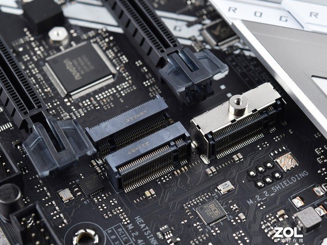 【有料评测】华硕Z790吹雪D4主板评测 全面的高端白色主板