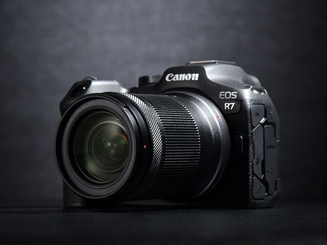 【有料评测】佳能EOS R7评测:全能的便携微单相机
