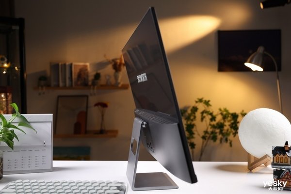 有颜有料!千元卷王创维设计师显示器F24B40Q评测