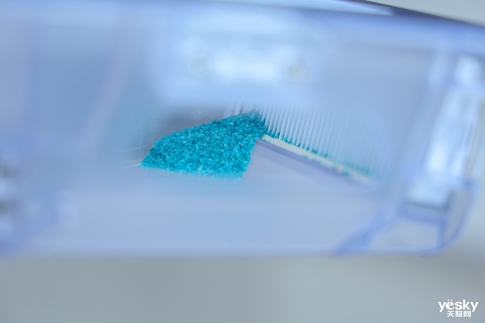 更纯粹的扫地集尘体验 石头扫拖机器人T8智能集尘版评测