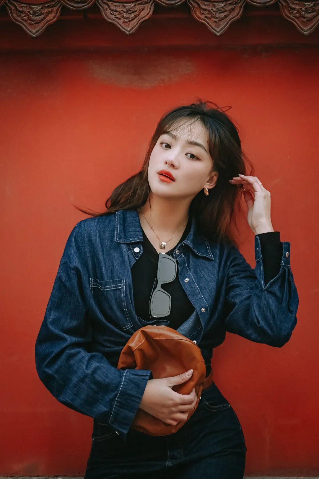 你与红墙 | 尼康z7ii拍摄一组冬日人像__凤凰网