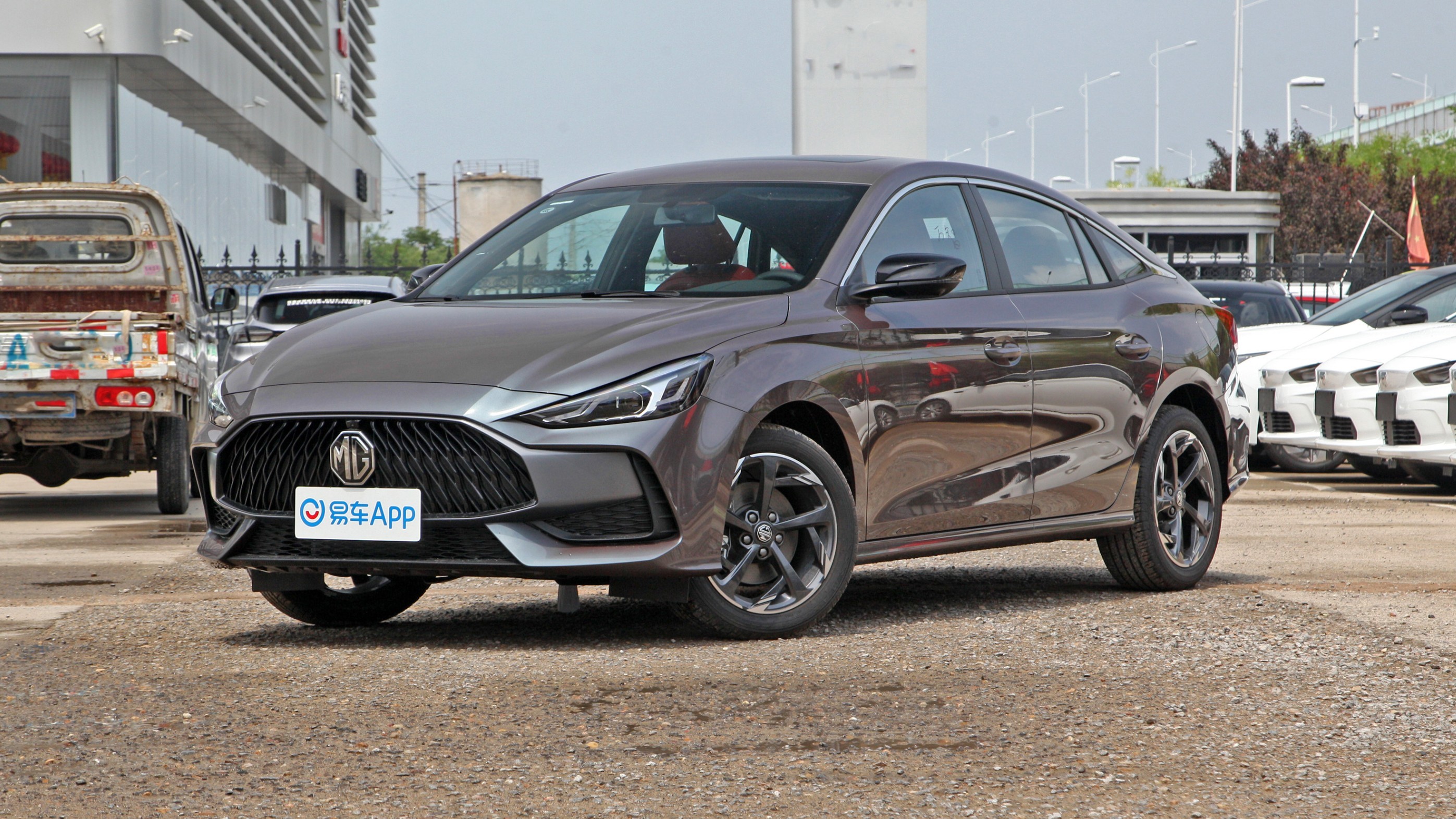 旗舰版性价比最高2022款名爵5购车手册