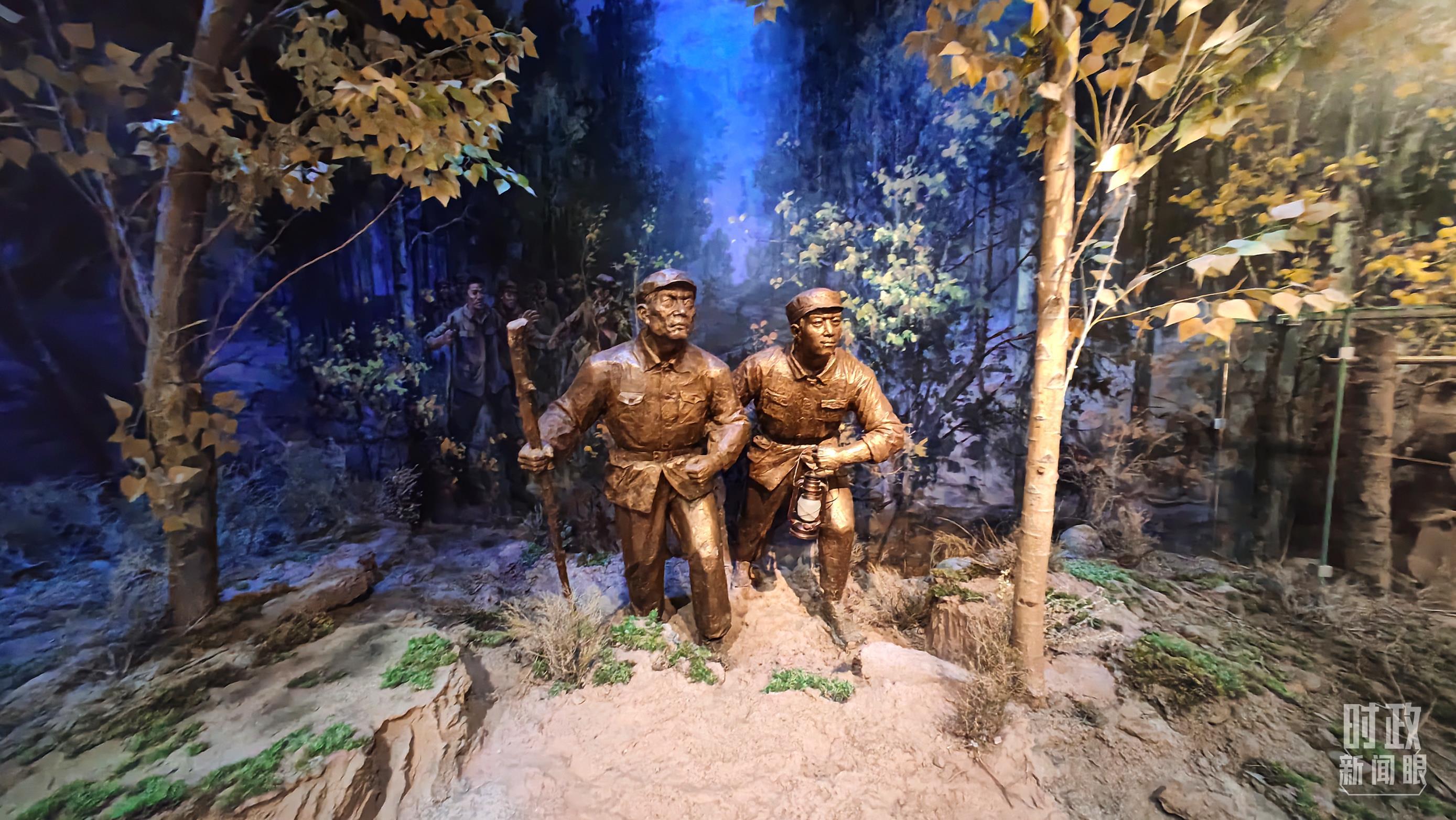 △艰苦时期,战士们因极度缺乏营养,很多人得了夜盲症。后来大家想出一个办法,把班里所有的菜都给一名战士吃,由他来做眼睛带大家回地窝子。(总台央视记者彭汉明拍摄)