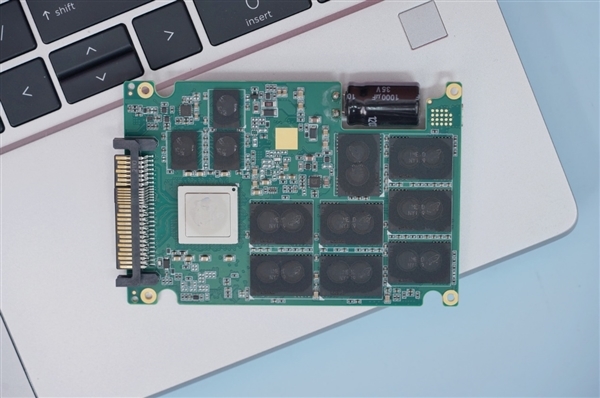 全程不掉速!忆恒创源PBlaze6 6536 3.2TB评测:是时候整一块企业级SSD了