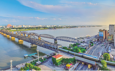 辽宁省丹东市风光。刘海东摄