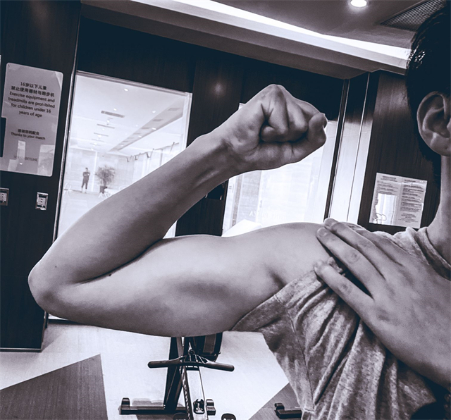 隋文静马甲线超美,女足队长肌肉发达,姑娘们争气_凤凰网体育_凤凰网