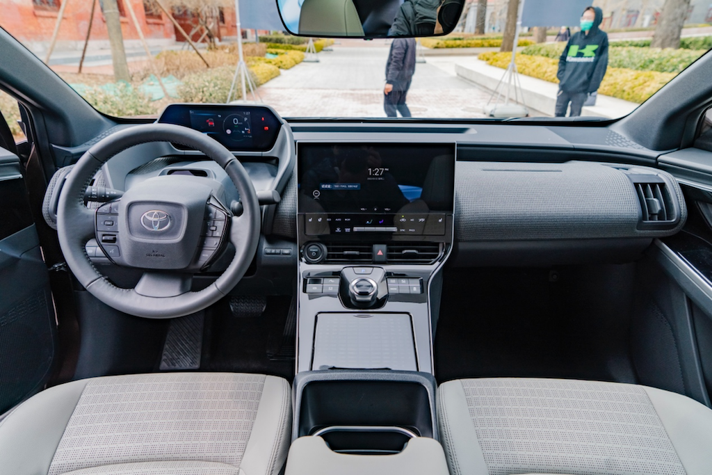 ta终于要来了 静态体验一汽丰田bz4x_凤凰网汽车_凤凰网