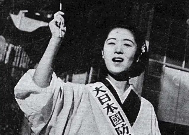 二战期间日本女人热衷的“千人针” 为何最后销声匿迹?_凤凰网