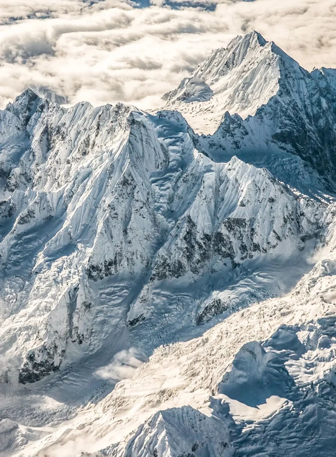 ·典型的冰川地貌景观(摄影师:李珩)