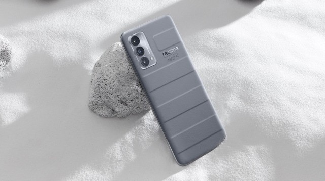 羡慕苹果全家桶?三千块买齐手机+手表+耳机体验相近