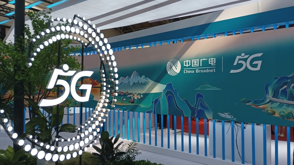 5G商用三年:圈内火 圈外冷 第1张-心情说说 运营商5G展台 图片来源:DoNews
