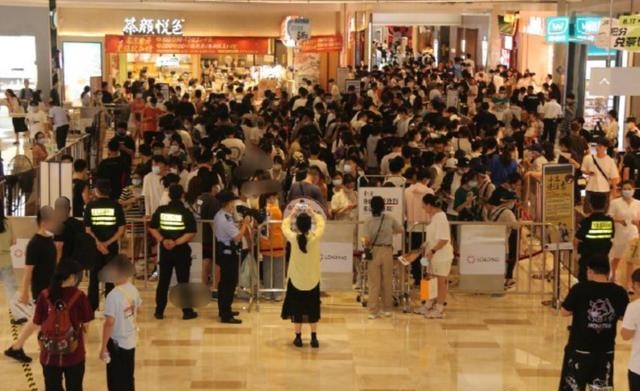 開業僅半小時
，知名奶茶店突然關門�	！驚動警方，品牌回應