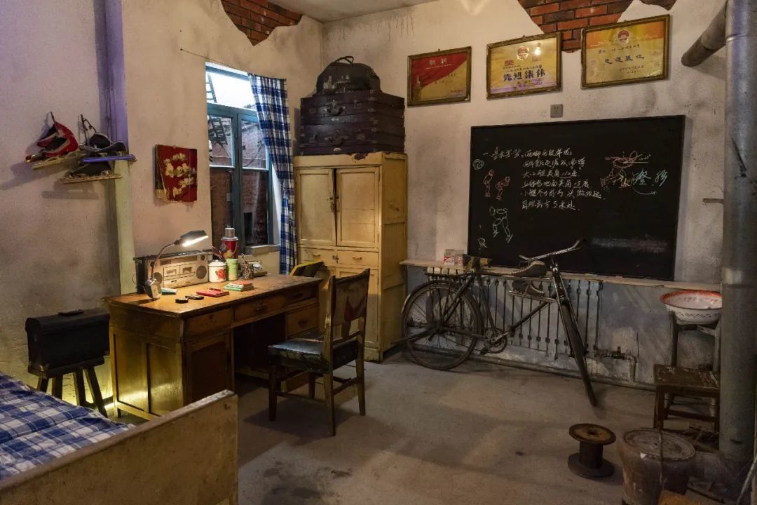 室内冰场从市内一个简陋的体育场中开始七台河的短道速滑事业20世纪70