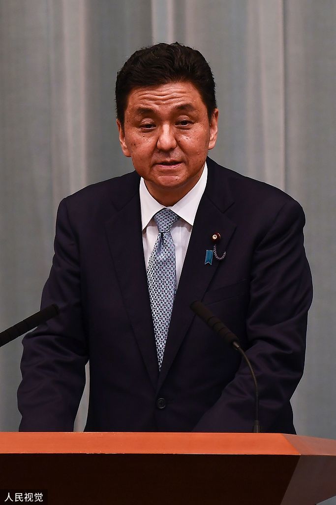 岸信夫资料图.图源视觉中国