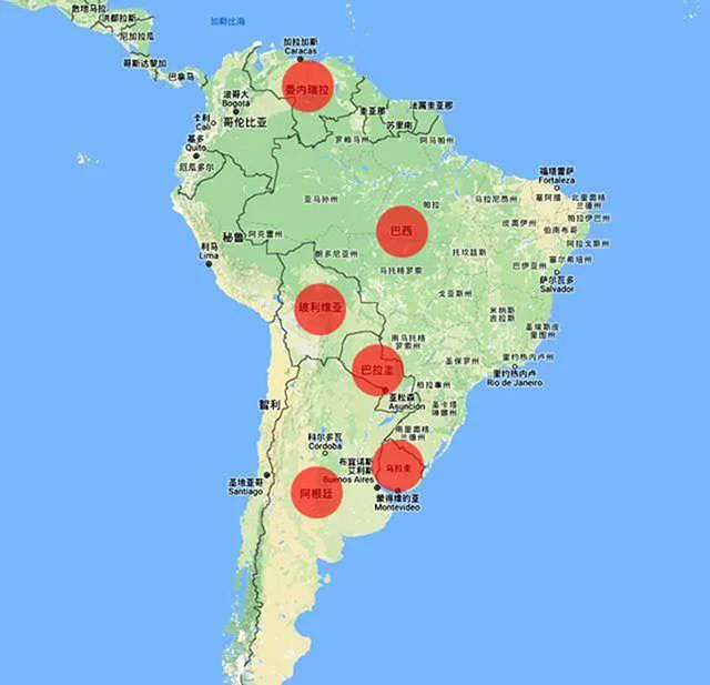 南共市有巴西,阿根廷,乌拉圭,巴拉圭4个成员国,以及智利和玻利维亚