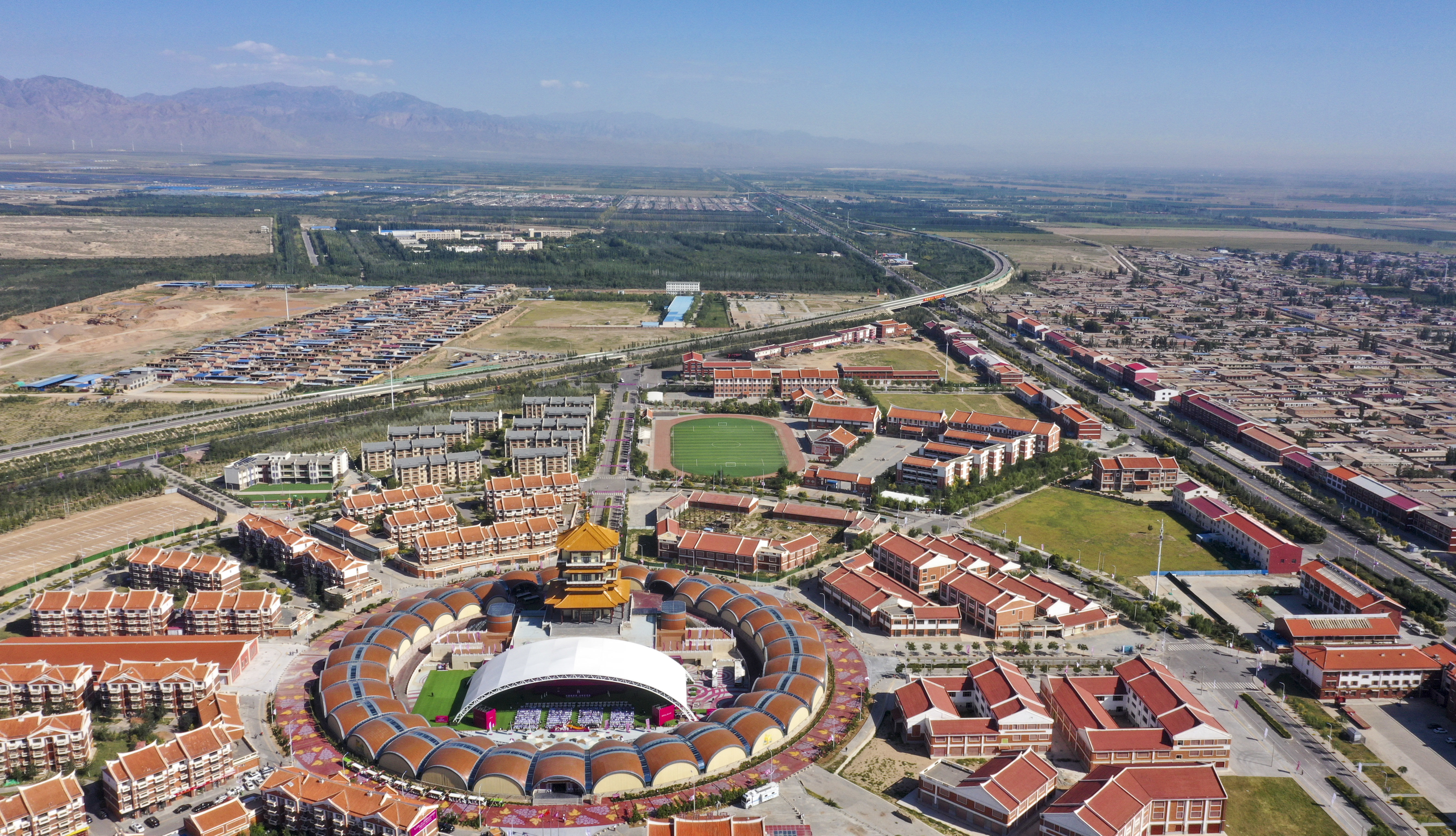第二届中国（宁夏）国际葡萄酒文化旅游博览会期间举办第三届中法葡萄酒文化旅游论坛等活动-展超网