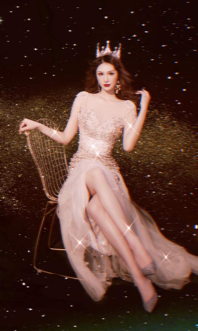 张一禾获世界小姐北部赛区冠军荣登《健康博览》杂志封面__凤凰网