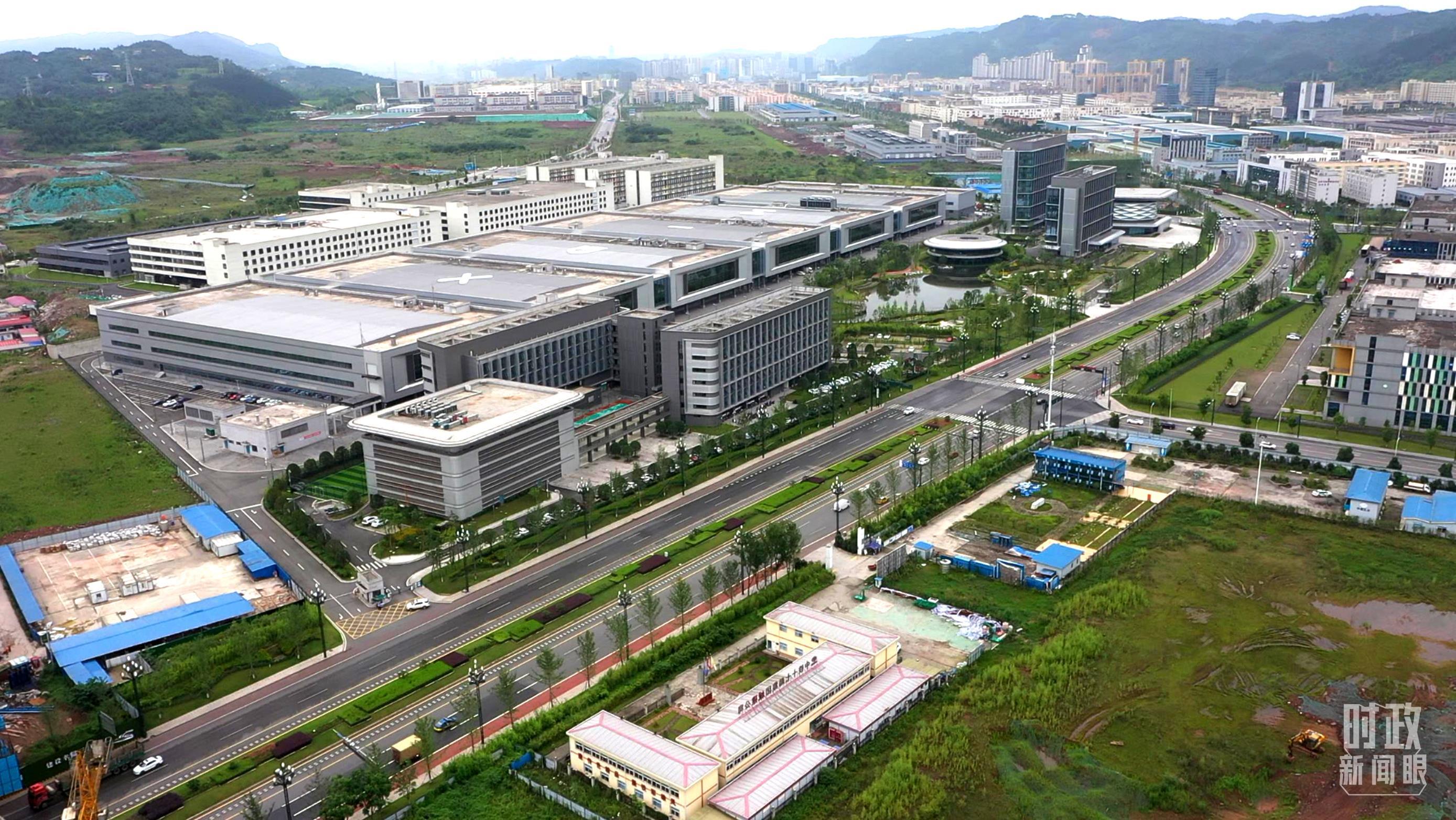 △俯瞰极米光电有限公司。（总台记者胡吉川拍摄）