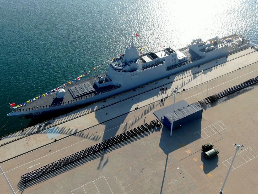 舰岛正在改装？中国003型航母“福建”舰最新照曝光