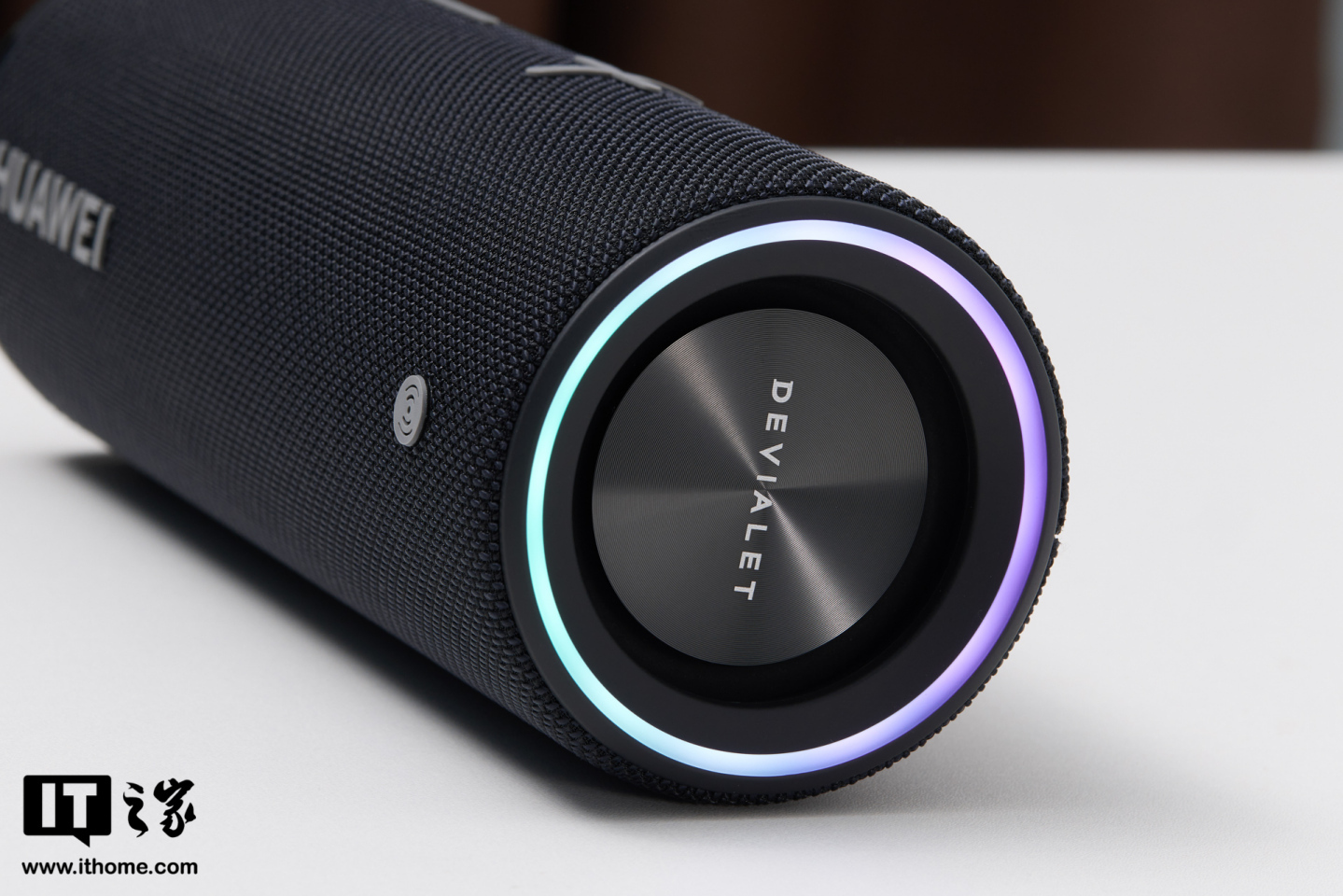 华为 Sound Joy 便携智能音箱