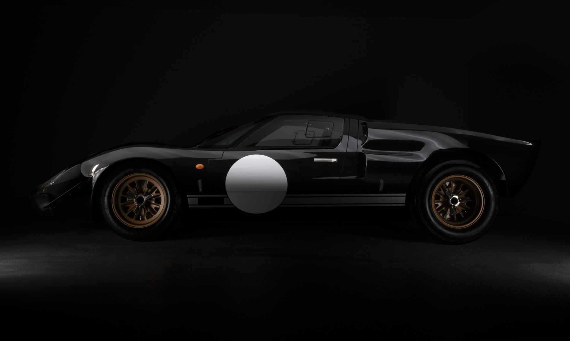 输出功率达800马力纯电版福特gt40官图公布