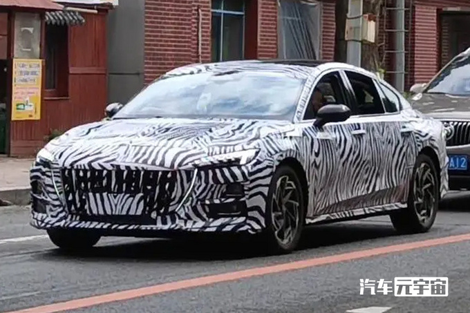 红旗H5运动版谍照曝光配中置排气 或18万起售-图2