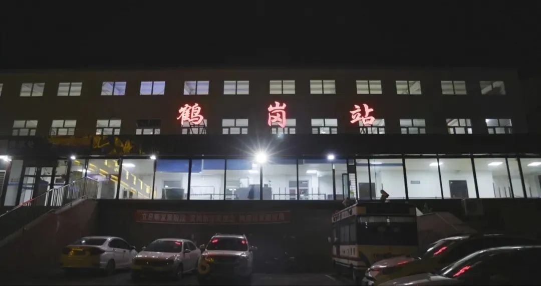 2021年中秋节,秦潇越抵达鹤岗开始拍纪录片。受访者供图