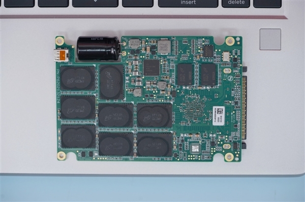 全程不掉速!忆恒创源PBlaze6 6536 3.2TB评测:是时候整一块企业级SSD了