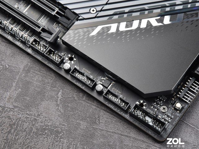 【有料评测】技嘉X670E AORUS MASTER超级雕主板评测 接口真的多