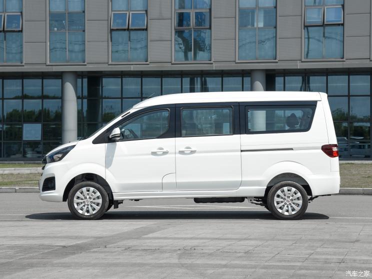 华晨鑫源 金海狮m 2022款 1.5l 旅行狮客车 7座