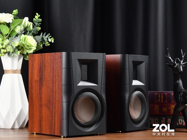 双声道260W太震撼 惠威D200为何能让一众烧友拍手叫绝?