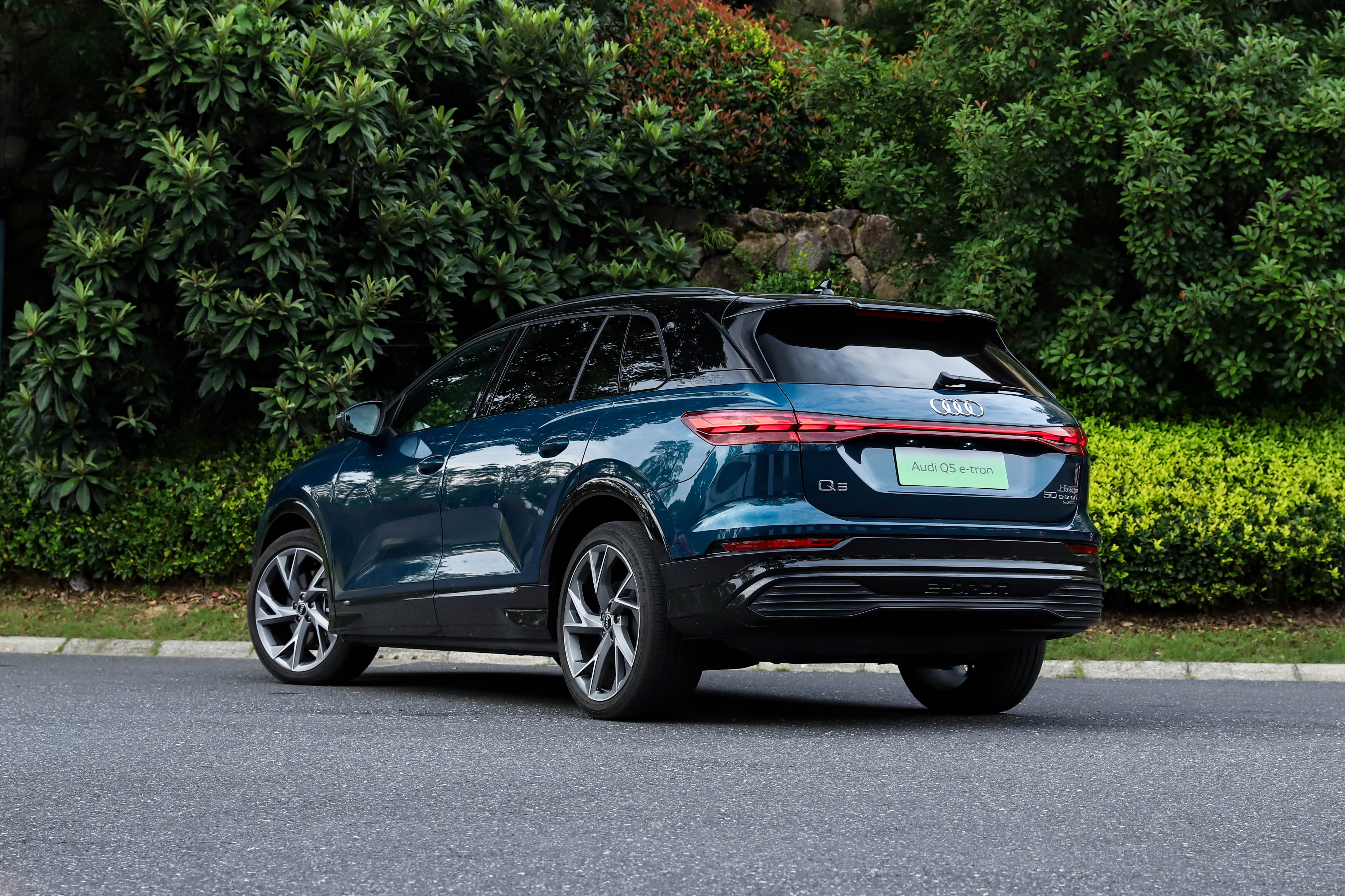 熟悉的驾驶体验,试驾上汽奥迪q5 e-tron_凤凰网汽车_凤凰网