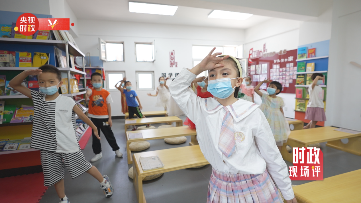 时政现场评丨跟随总书记的脚步 在乌鲁木齐看钢铁驼队和暖心社区