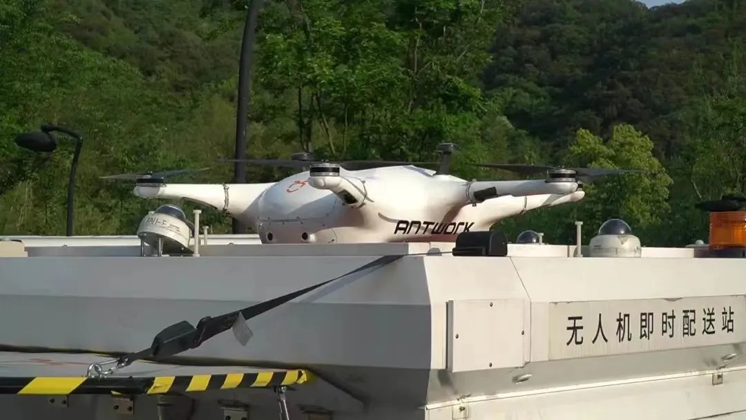 无人机要抢外卖小哥的饭碗? 第4张-心情说说 无人机要抢外卖小哥的饭碗? 第4张