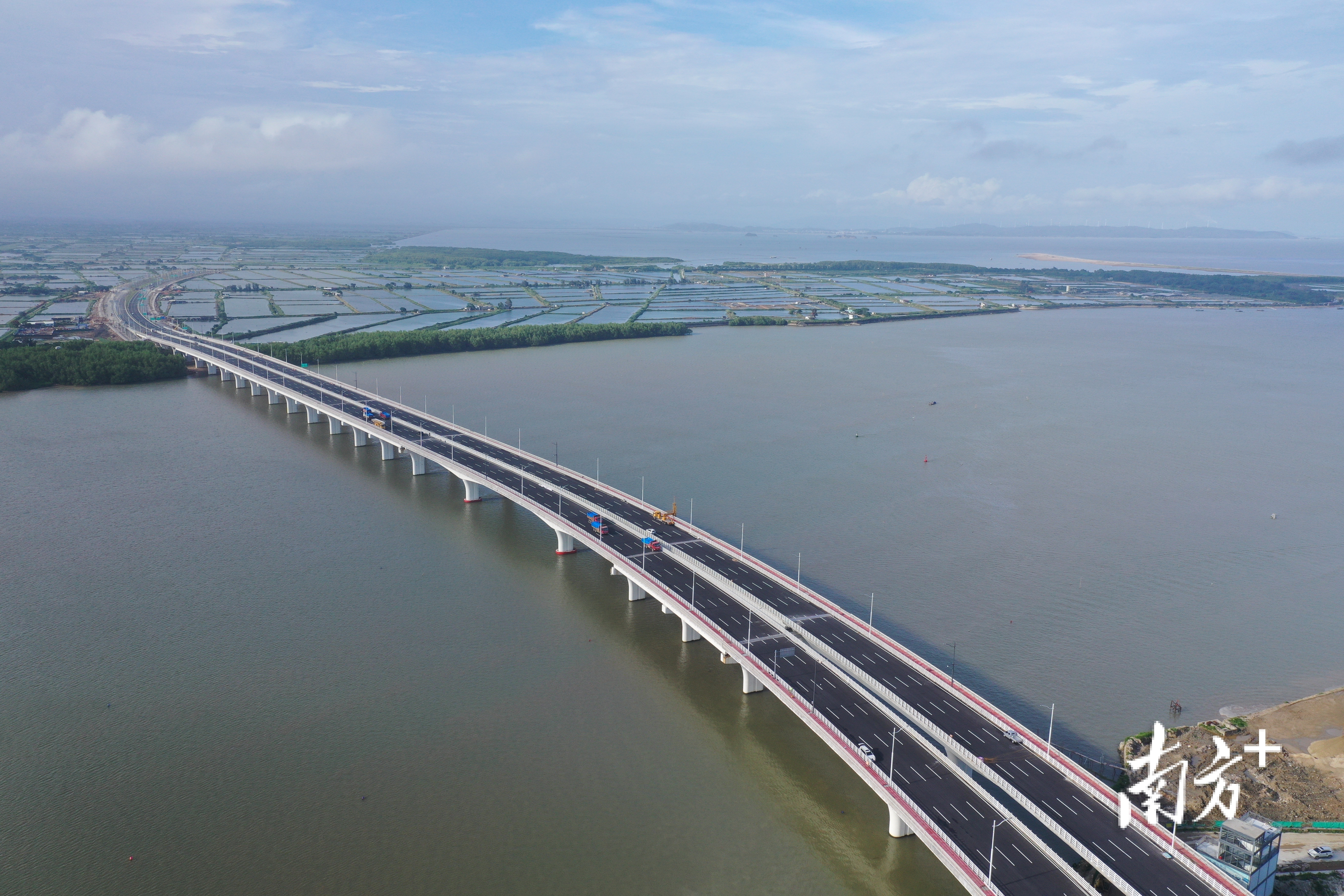 中阳大道澄海段通车后，从澄海区到中心城区通行时间将由原来半小时缩短至10分钟。
