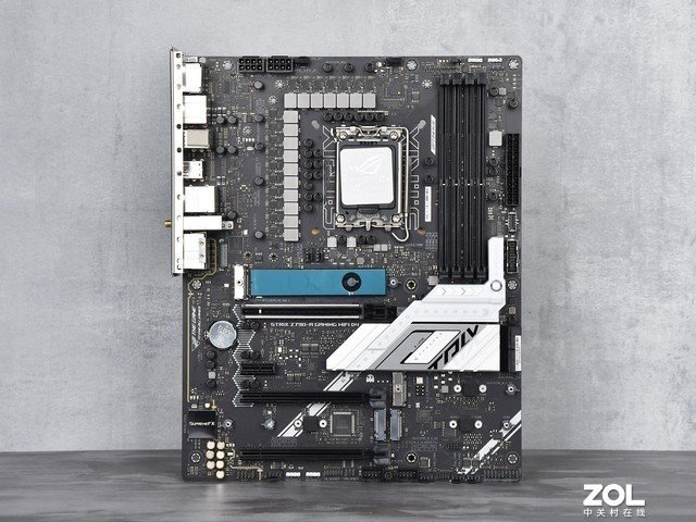 【有料评测】华硕Z790吹雪D4主板评测 全面的高端白色主板