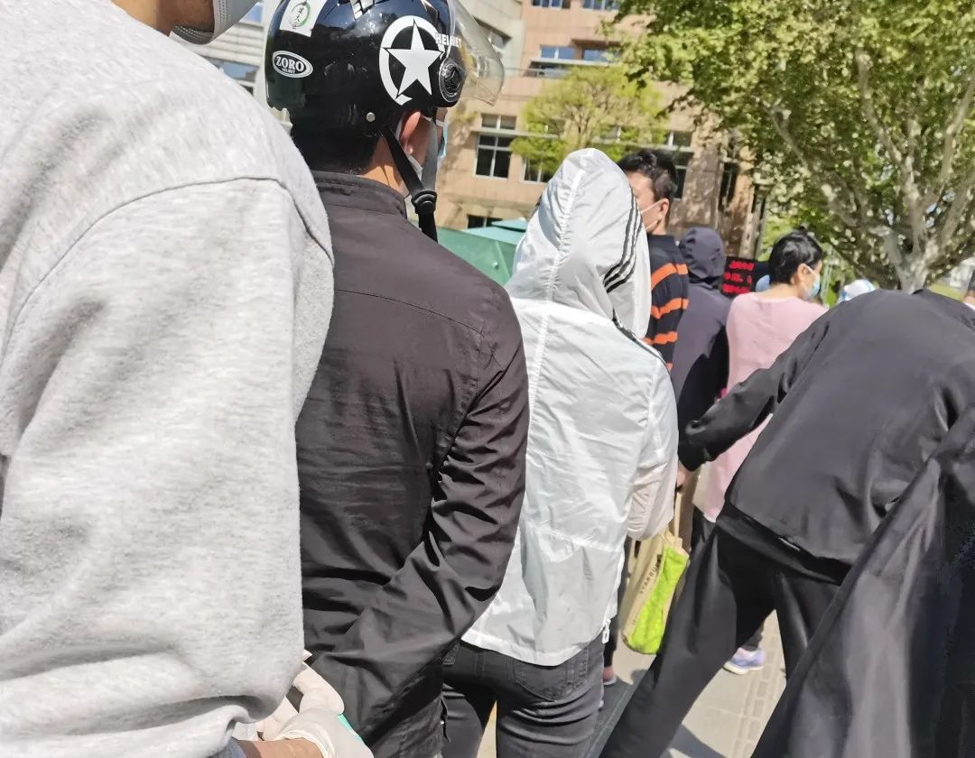 上海医用氧气怎么买上海疫情下的养老院：氧气、纸尿裤一度匮乏 高龄老人命悬一线_https://www.jmylbn.com_新闻资讯_第6张