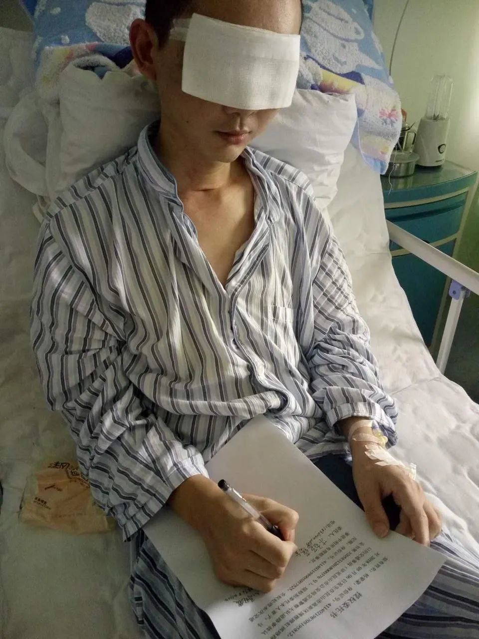 那段时间,杨蒙蒙两三天才睡几个小时,有时会彻夜与妻子讨论以后做什么