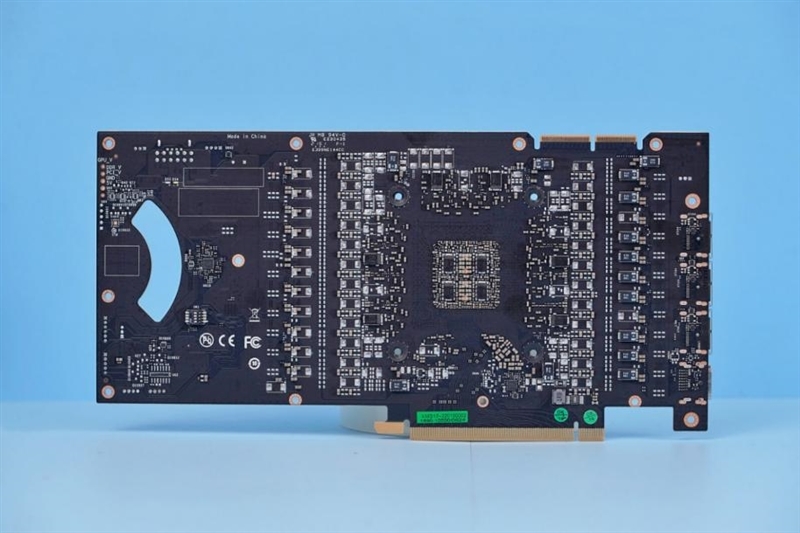 30系最强毕业作!影驰RTX 3090 Ti星曜OC显卡评测:颜值无二的顶级非公