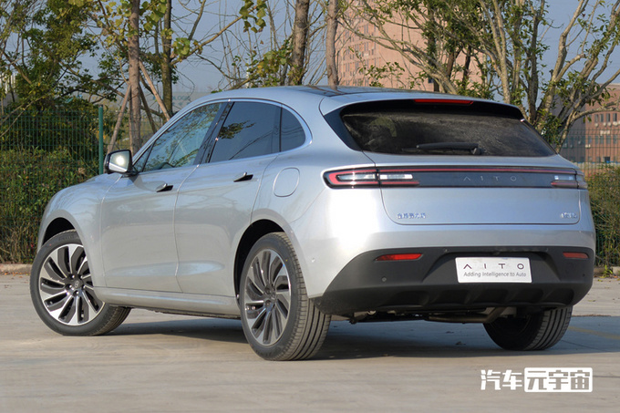 华为问界M5顶配开启预定比SF5贵7.3万 售31.98万-图6